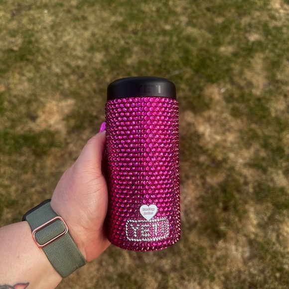 Yeti Accessories - Yeti Sparkling Pink Rhinestone skinny can Colster